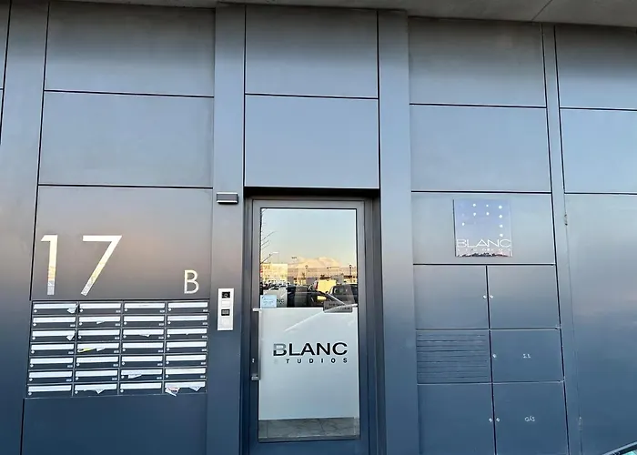 Casa Falcoeiras - Estudio Com Terraco Privado 아파트 *